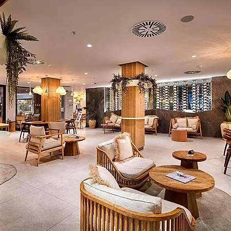 Отель Radisson Blu Resort, Lanzarote Adults Only Тегисе
