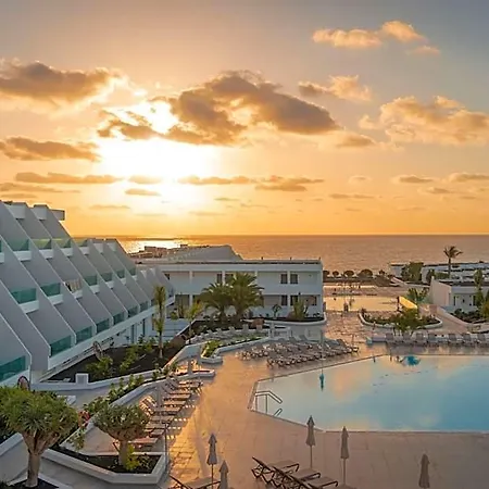 Hotel Radisson Blu Resort, Lanzarote Adults Only 4*